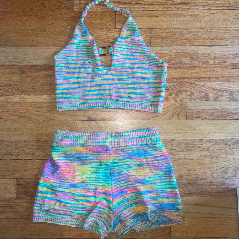 Medium Multicolor Short Set